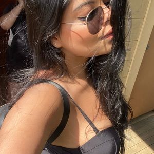 Meet your Posher, Aayushi